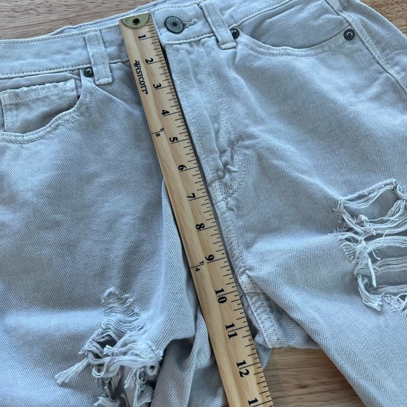 American Eagle Mom Jeans High Rise Distressed Destroyed Grey Denim Size 0 - Picture 11 of 12